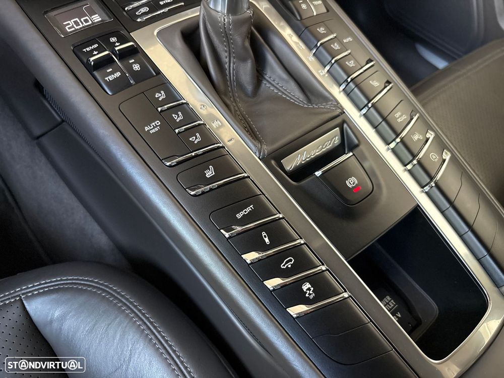 Porsche Macan S All Weather - 40