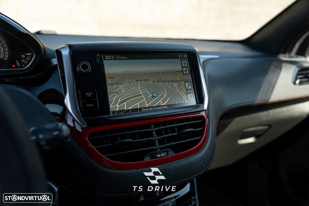 Peugeot 208 1.6 THP GTi - 13