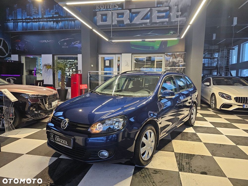 Volkswagen Golf - 1