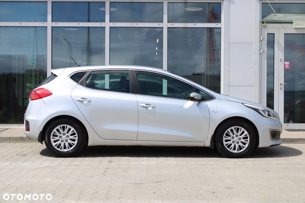 Kia Ceed - 5