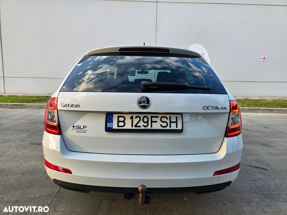 Skoda Octavia 2.0 TDI DSG Ambition - 16