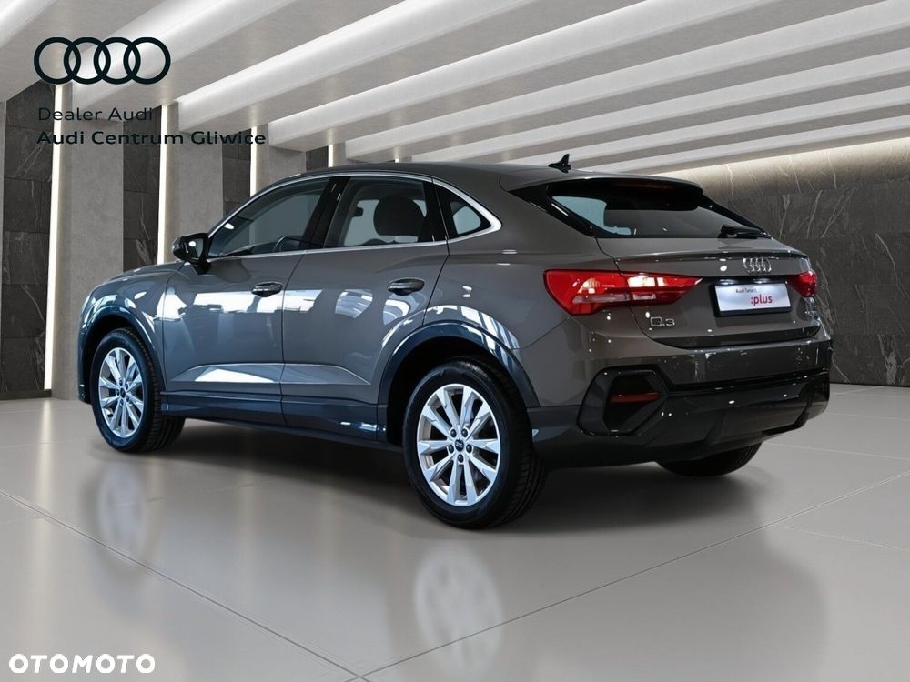 Audi Q3 Sportback - 5