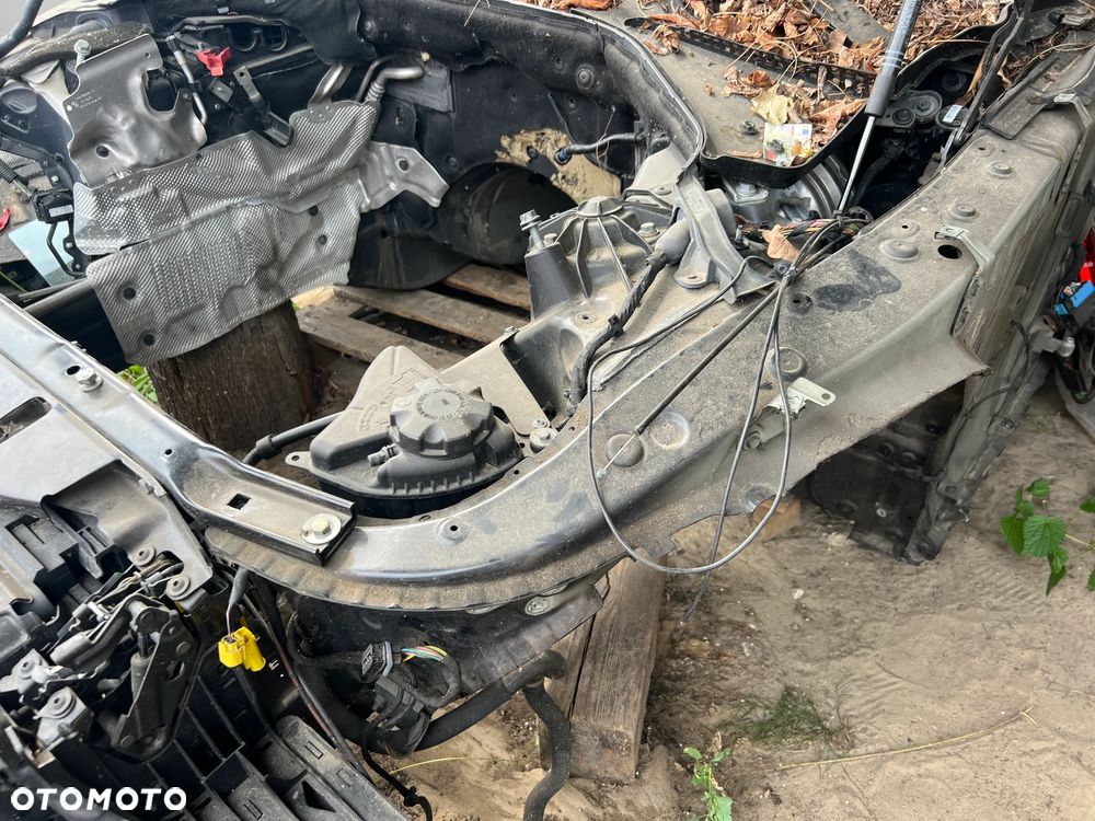 PODŁUŻNICA ĆWIARTKA FARTUCH SŁUPEK BMW F10 F11