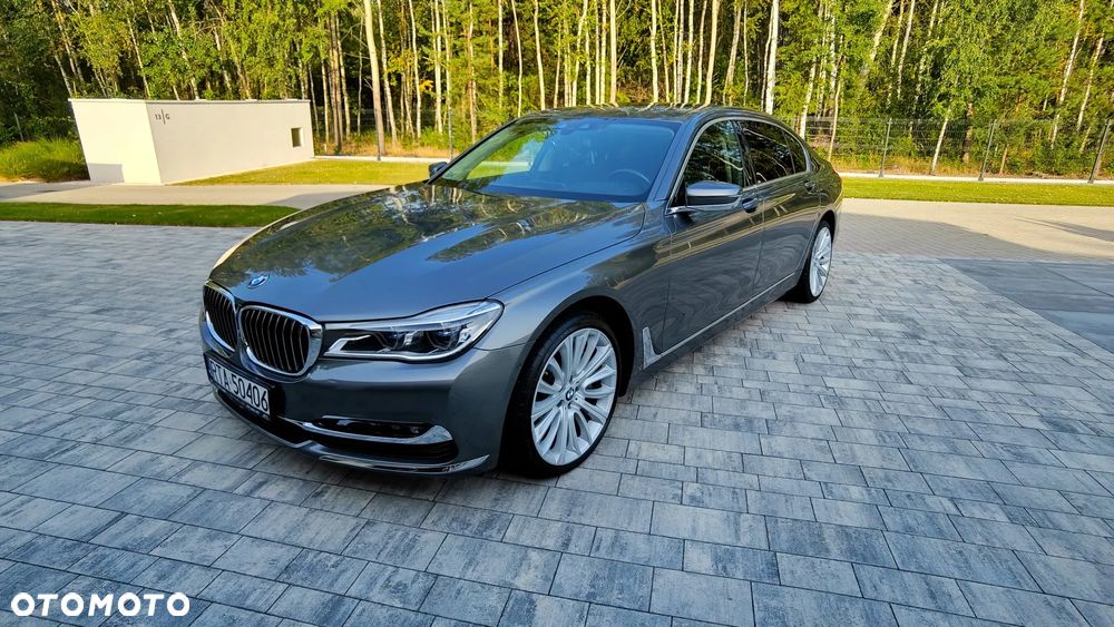 BMW Seria 7 750Li Edition Exclusive - 1