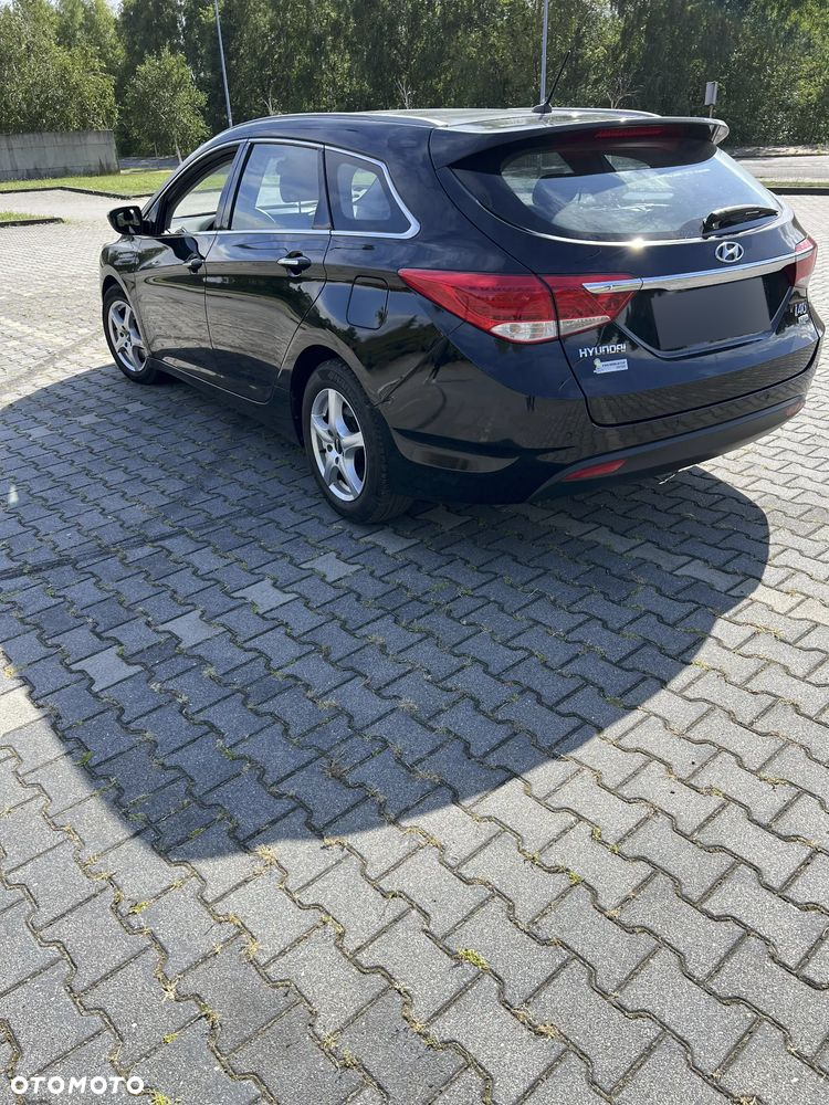 Hyundai i40 i40cw 1.7 CRDi Fifa World Cup Edition - 8