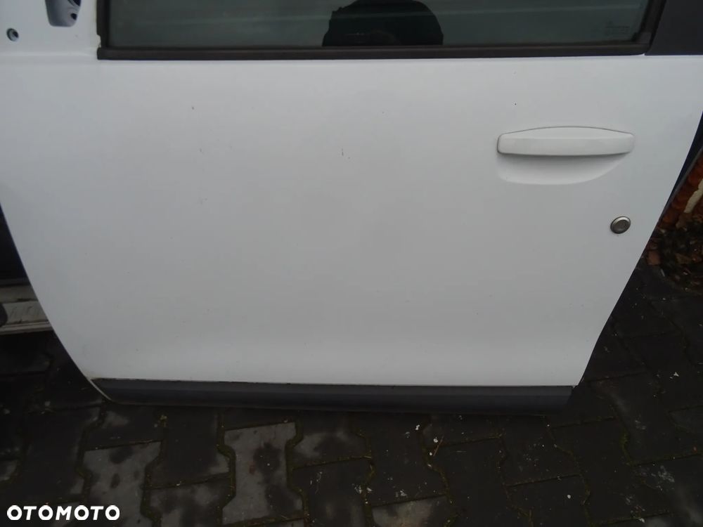 WYPRZEDAZ DACIA LODGY KOD NV676 CZARNY DRZWI PRAWE TYL TYLNE STAN DB POLECAM INNE CZESCI - 6