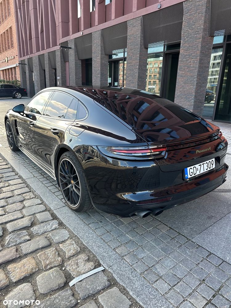 Porsche Panamera 2018 photo 2