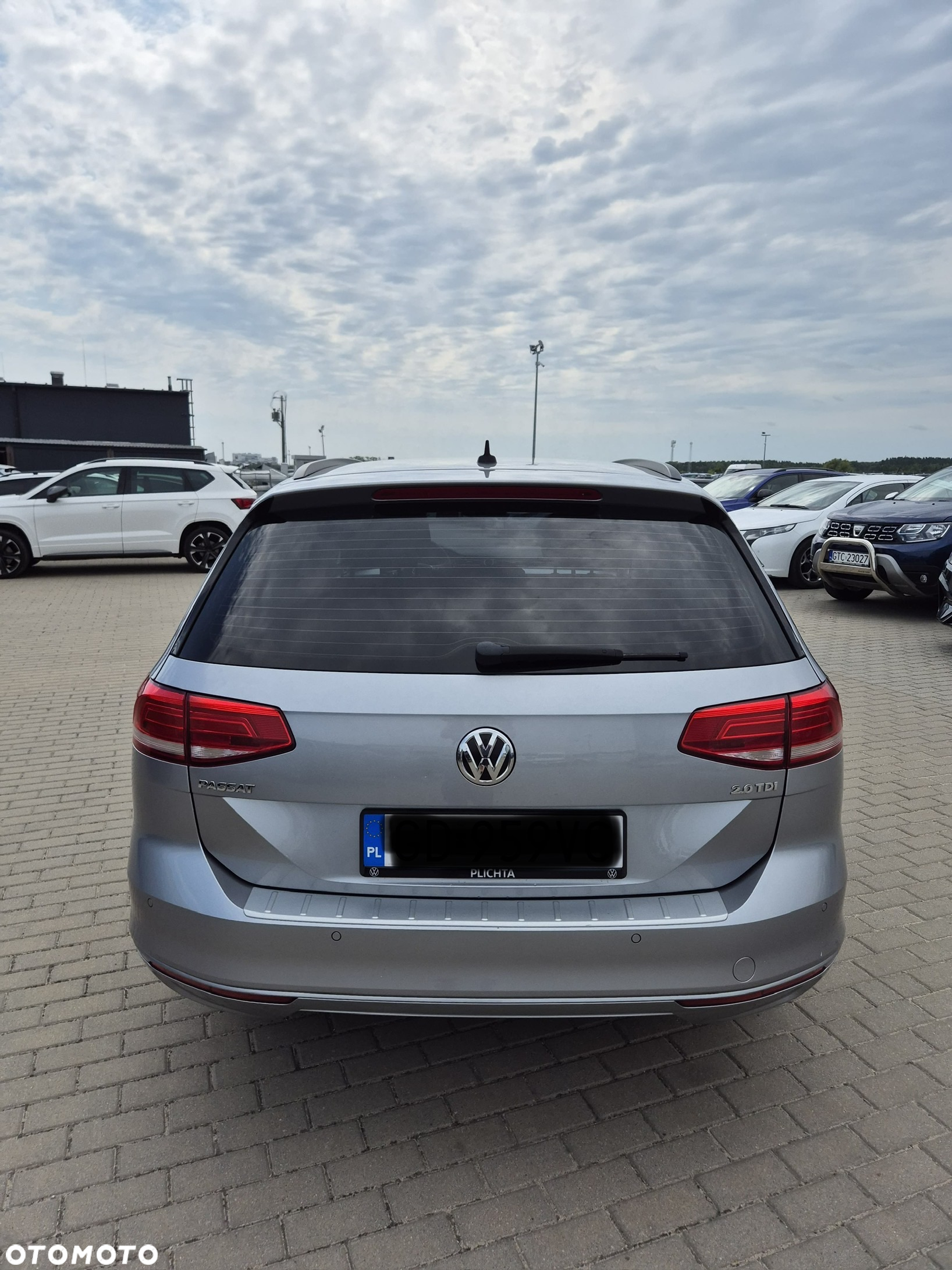 Volkswagen Passat 2.0 TDI BMT Comfortline DSG - 4