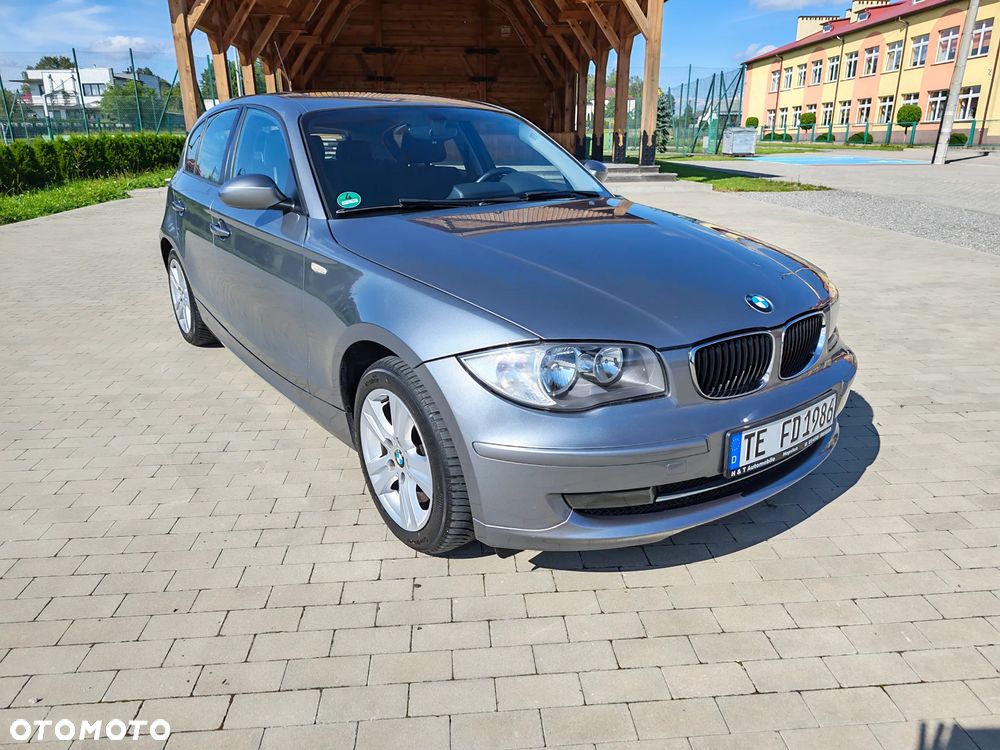 BMW Seria 1 - 38