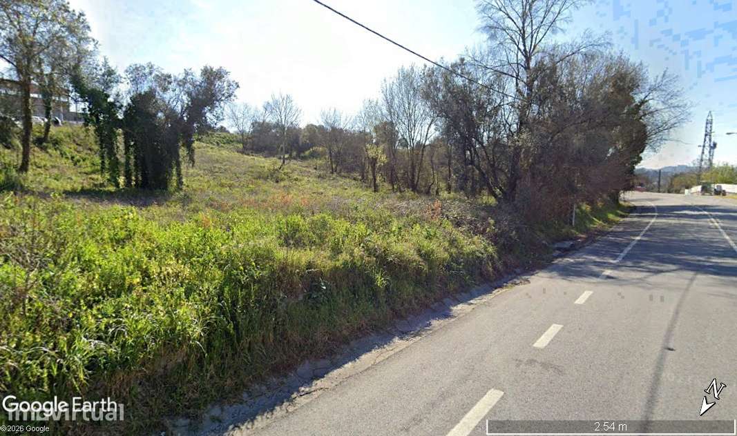 Terreno urbano na Pedrulha, entrada norte de Coimbra - Grande imagem: 2/5