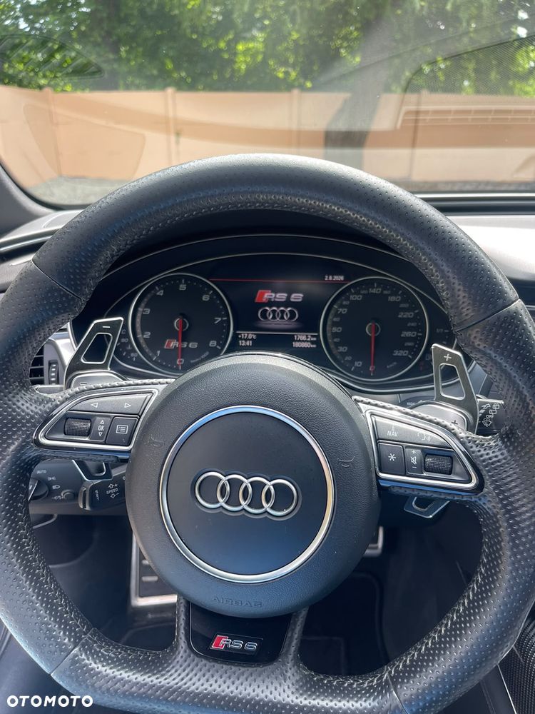 Audi RS6 - 10