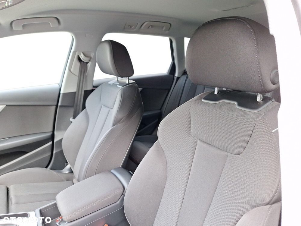 Audi A4 Avant 35 TFSI mHEV Advanced S tronic - 16