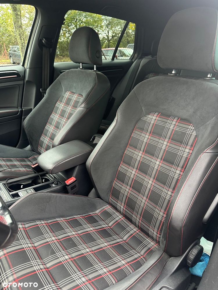 Volkswagen Golf VII 2.0 TSI BMT GTI Performance DSG - 9