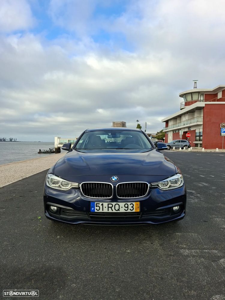 BMW 320 d Line Luxury Auto - 7