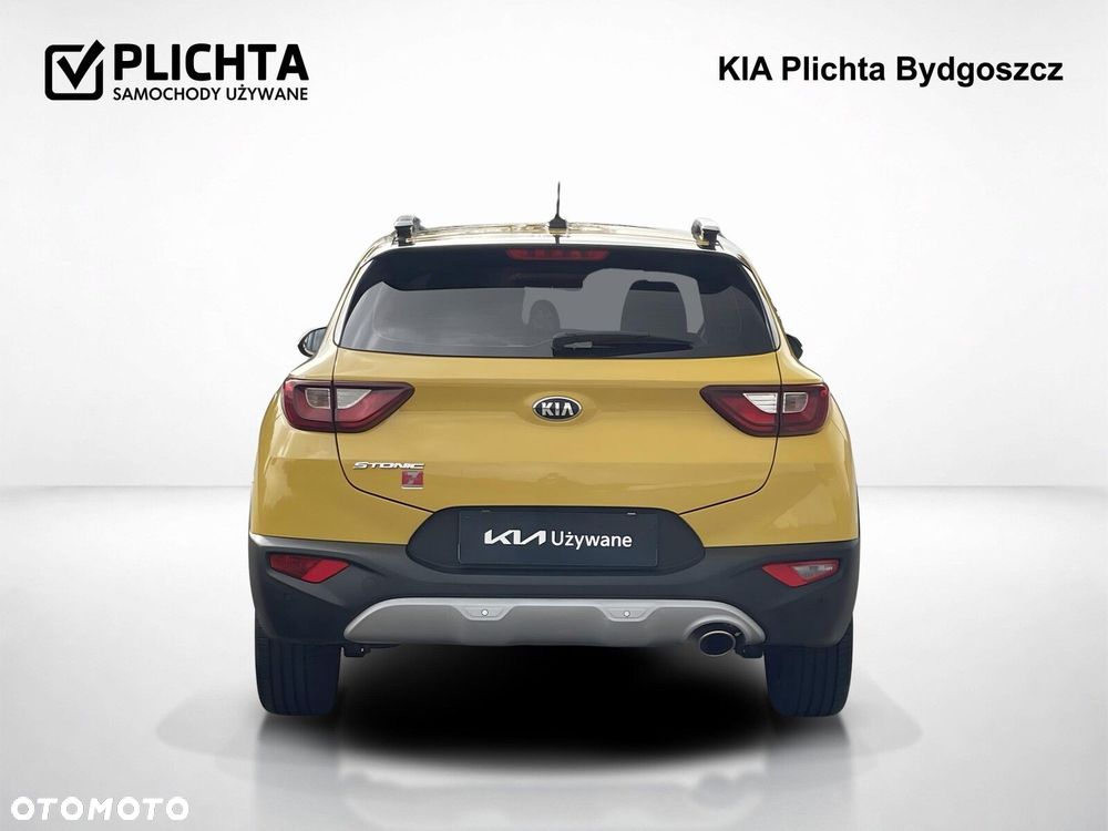 Kia Stonic 1.2 L - 4