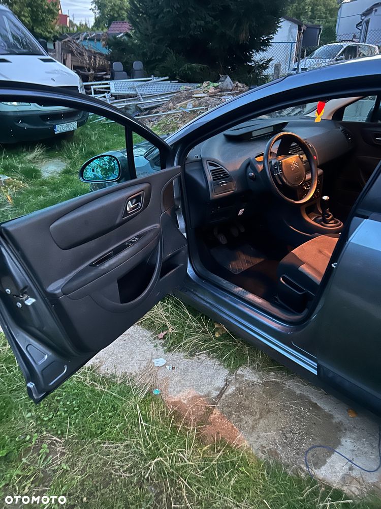 Citroën C4 1.6 16V Magic - 10