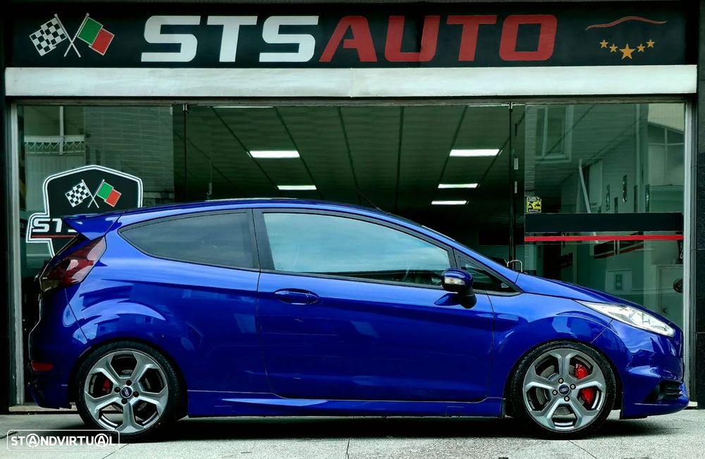Ford Fiesta 1.6 EcoBoost ST - 54