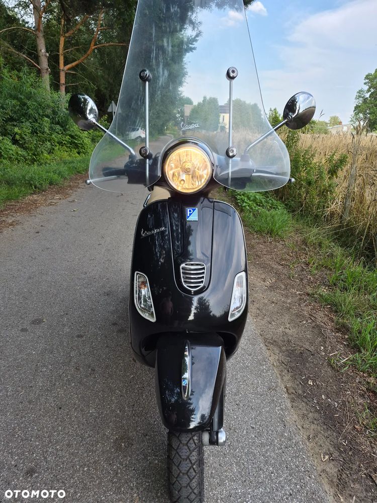 Piaggio Vespa - 3