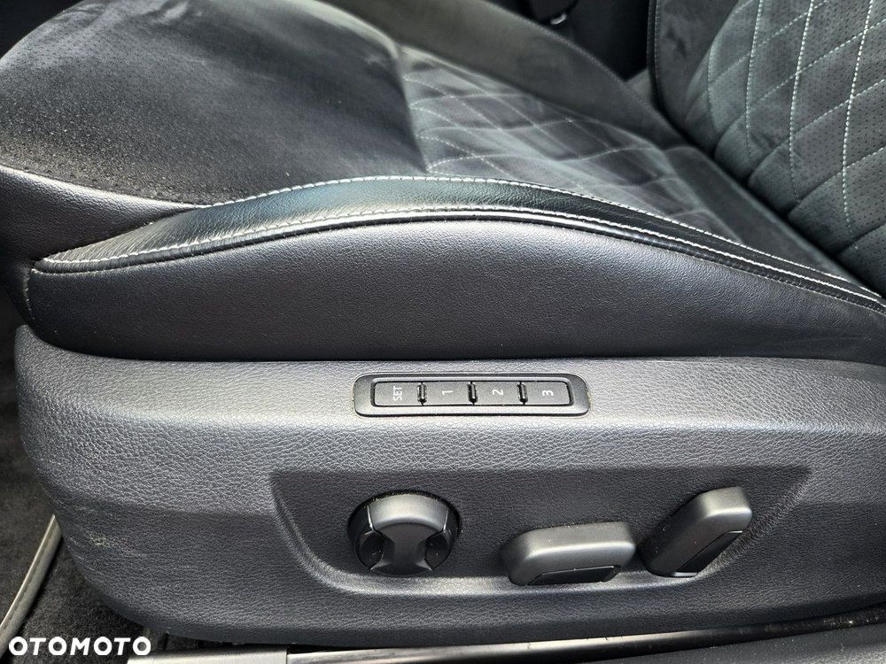 Skoda Superb 2.0 TSI Sportline DSG - 17