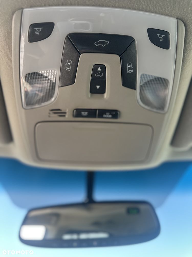 Toyota Sienna 3.5 V6 XLE AWD - 17