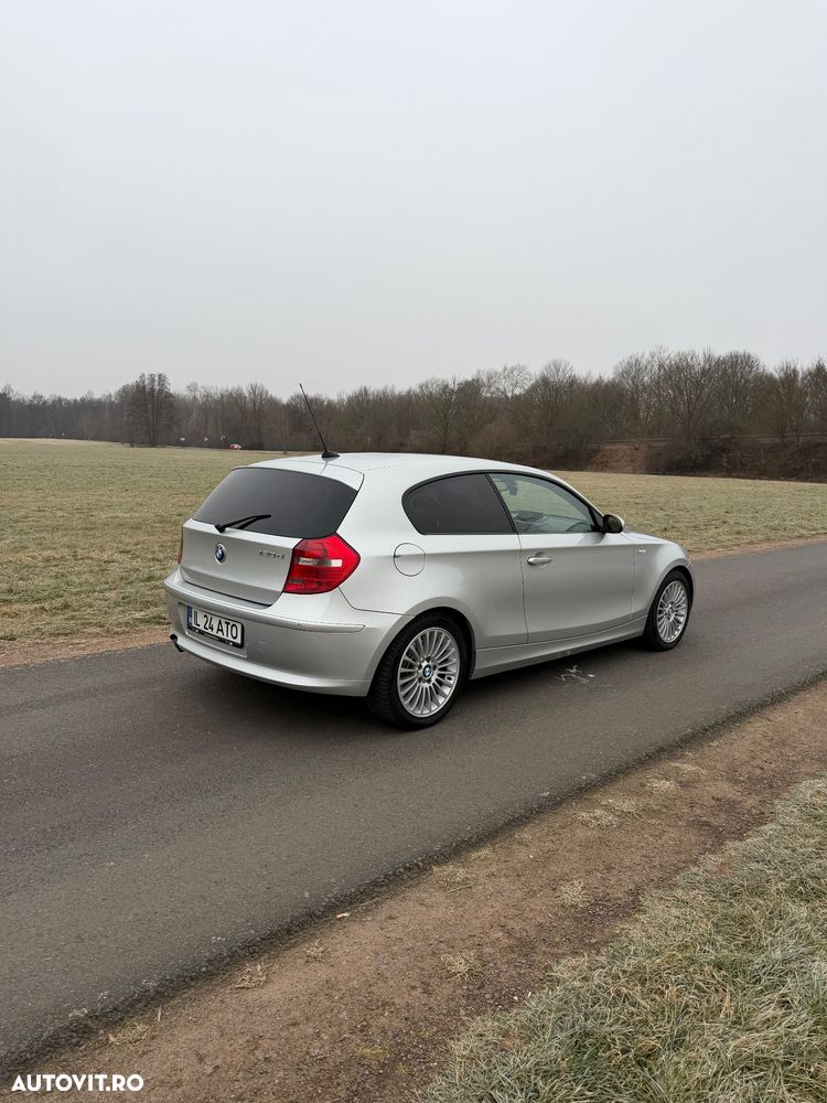 BMW Seria 1 120d DPF Aut. - 4