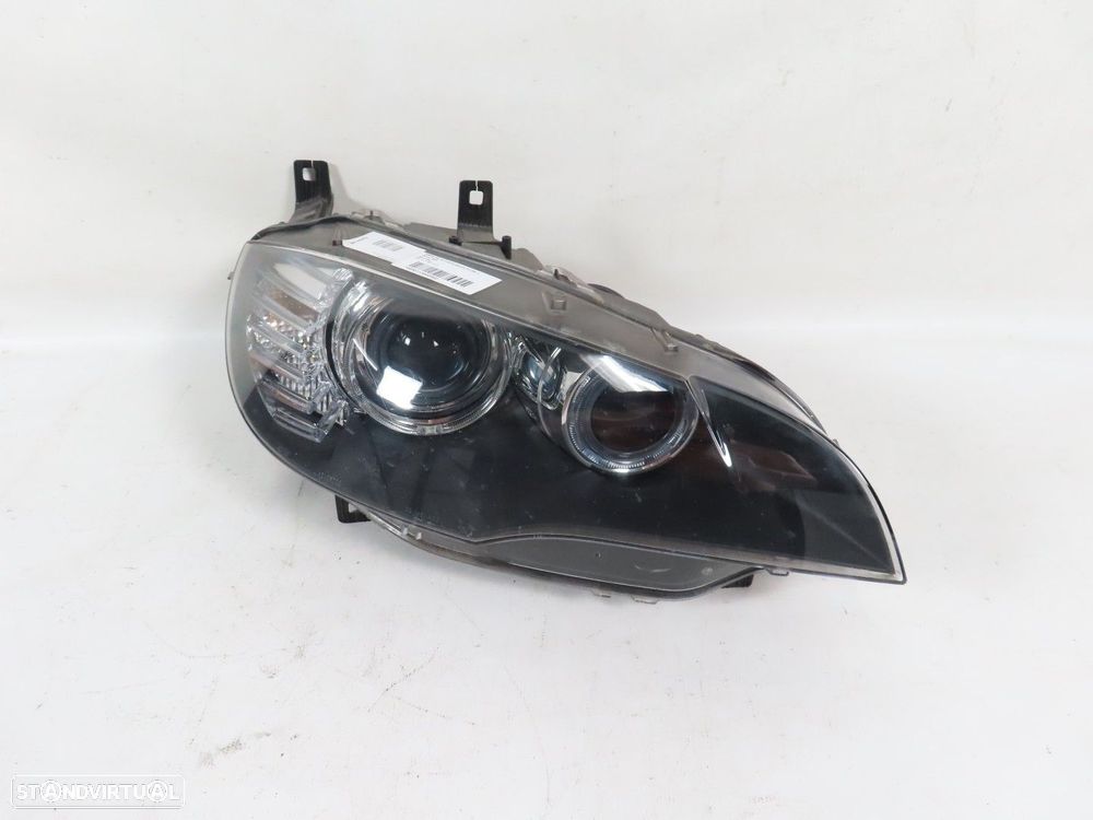 Farol Xenon Direito Seminovo/ Original BMW X6 (E71, E72) 63117287010 / 7271358 - 1