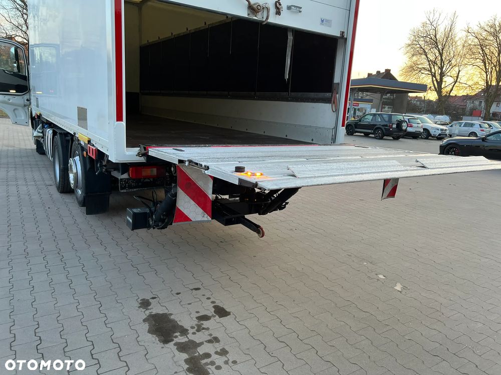 Volvo FH 460 Xenony Klimapostojowa winda Niemcy - 3