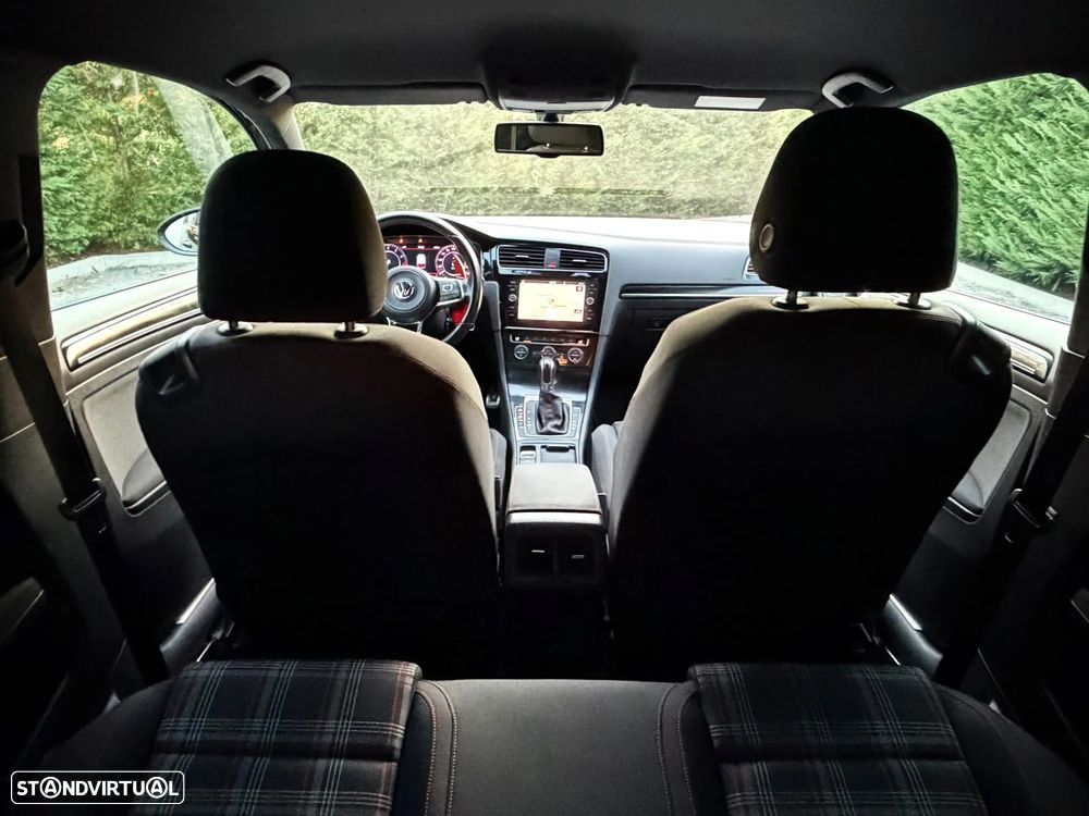 VW Golf GTI Performance BlueMotion DSG - 19