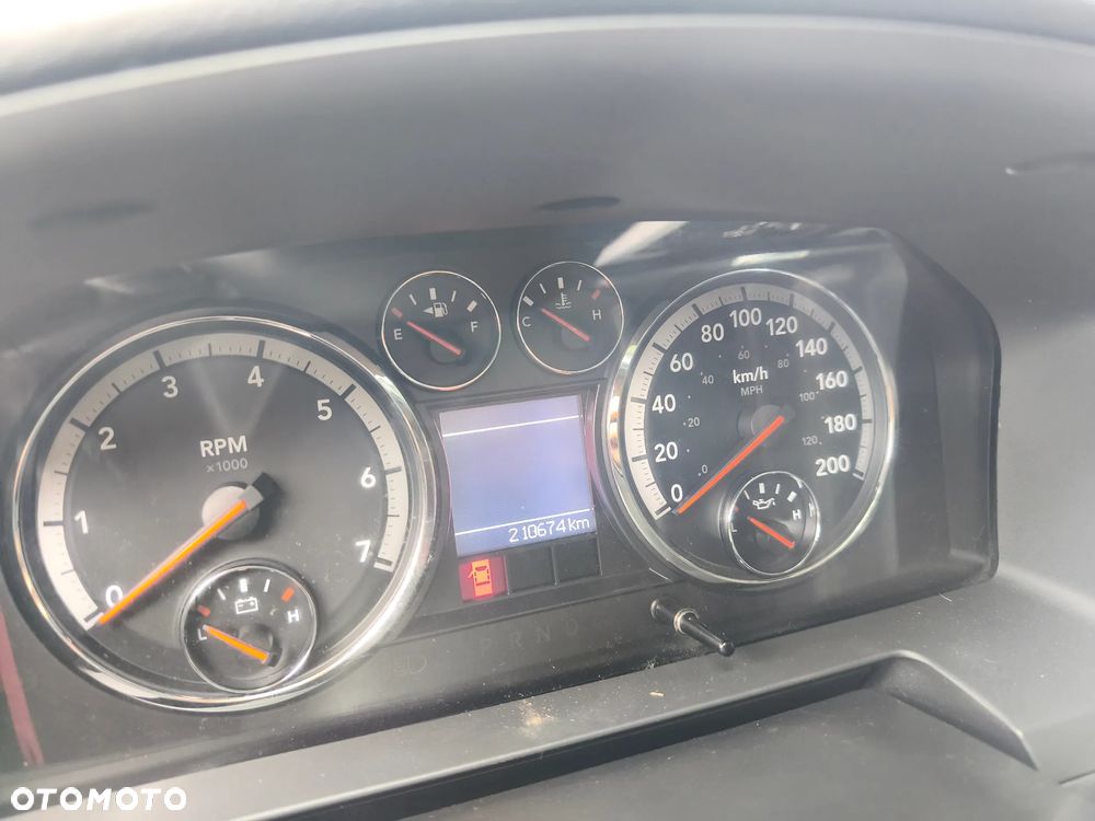 Dodge RAM 1500 5.7 4x4 - 11