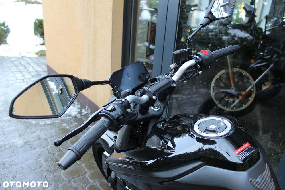 VOGE R125 - 6