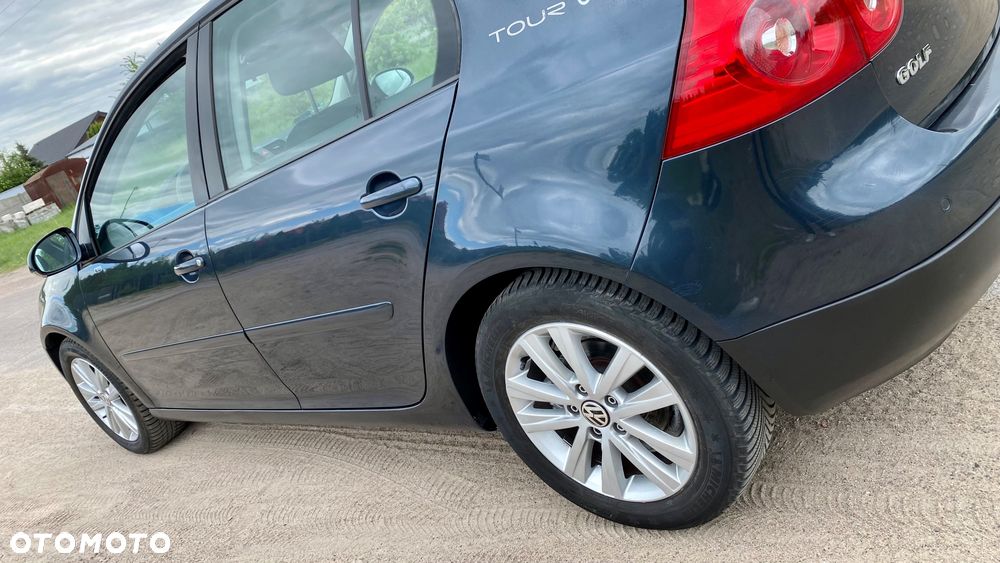 Volkswagen Golf 2.0 TDI Highline - 22