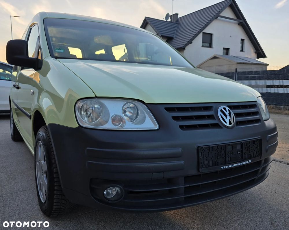 Volkswagen Caddy 1.6 Life Colour Concept - 4