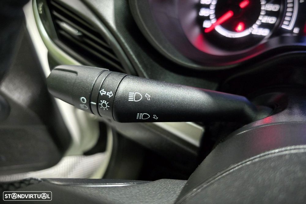 Fiat Tipo Station Wagon 1.3 M-Jet Street - 21