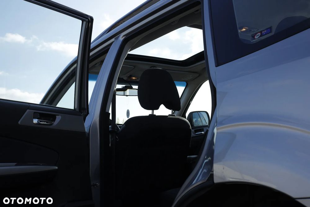 Subaru Forester 2.0D XE 000 - 19