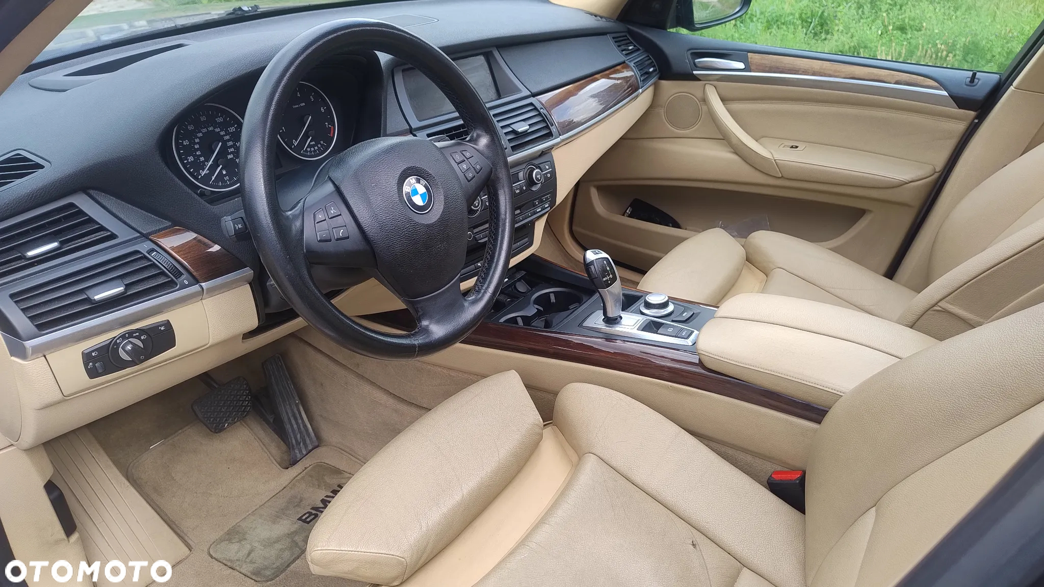 BMW X5 3.0si xDrive - 7