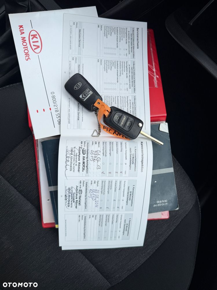 Kia Picanto 1.0 L - 24