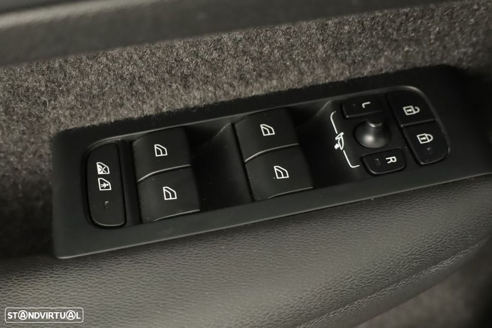 Volvo XC 40 1.5 T2 Core Auto - 18