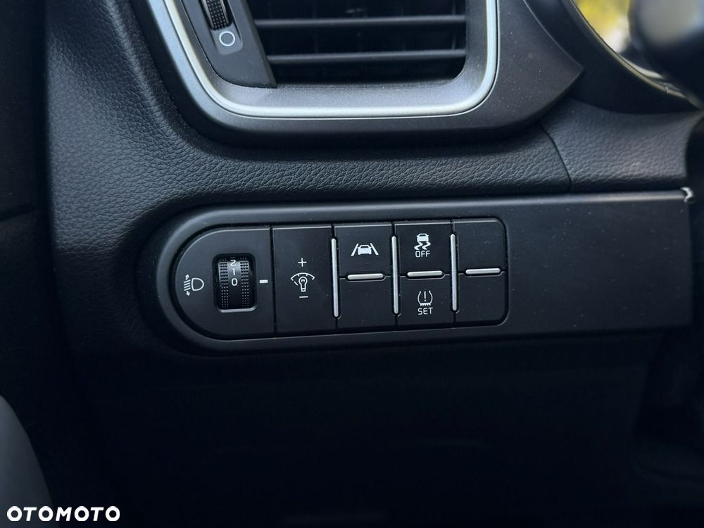 Kia Ceed - 29