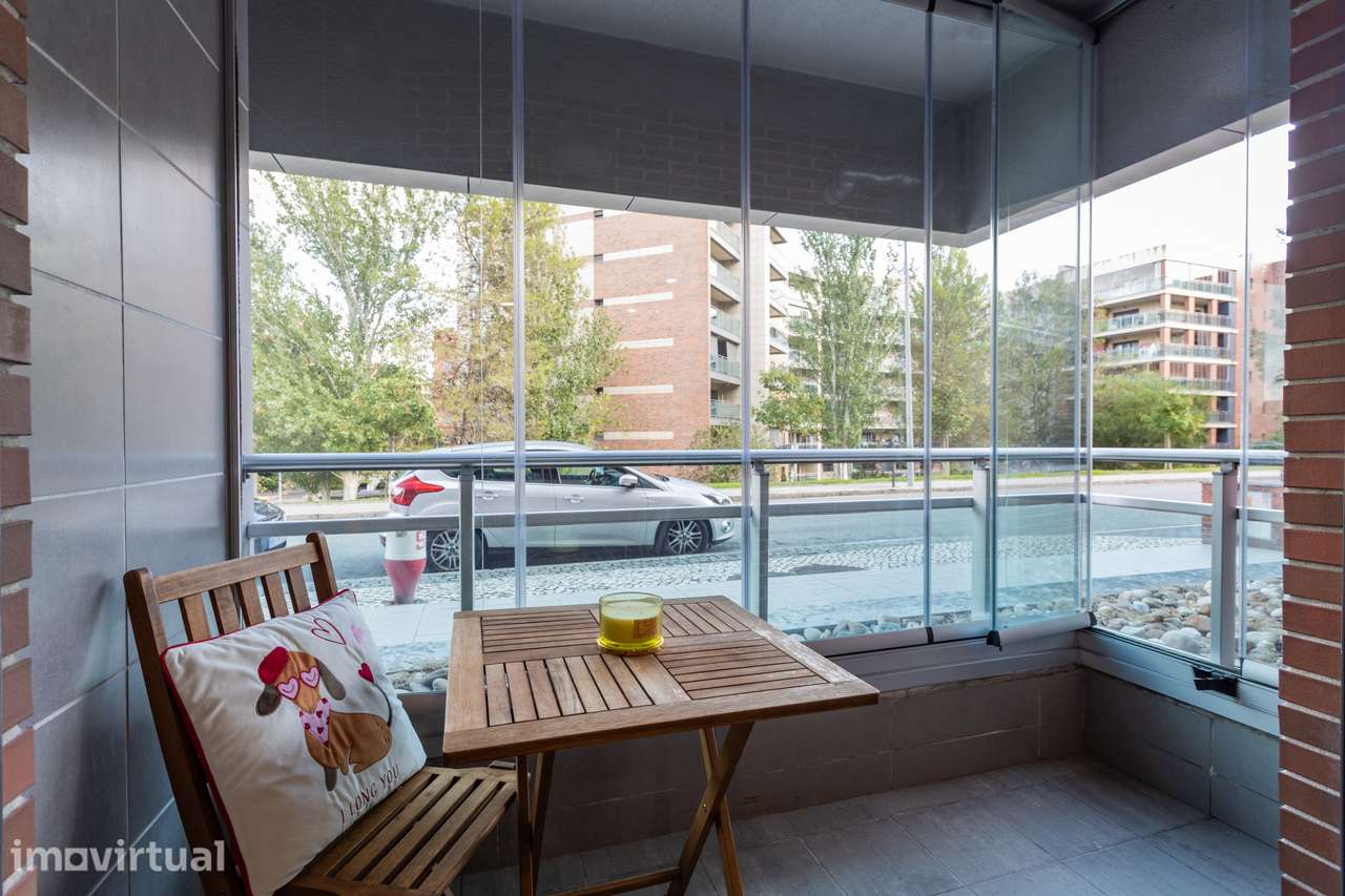 Apartamento T1 com Box e Carregamento Elétrico em Alverca, Urbanização - Grande imagem: 5/24
