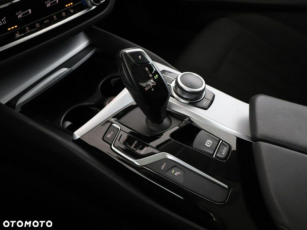 BMW Seria 5 - 30