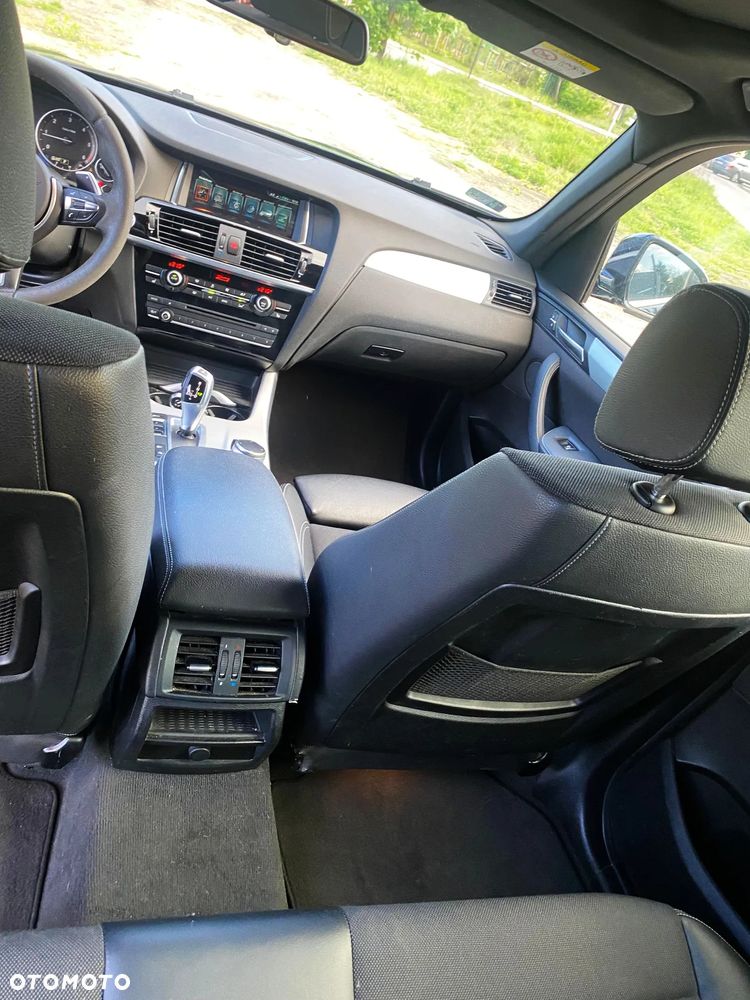 BMW X3 xDrive20d - 16