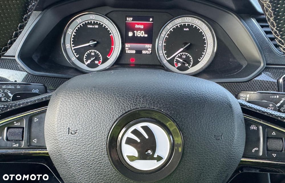 Skoda Superb Combi 2.0 TSI 4x4 DSG SportLine - 32