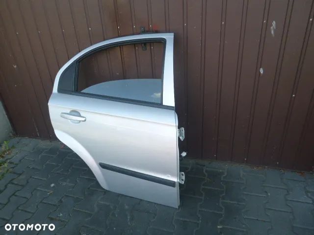 DRZWI PRAWY TYŁ PRAWE TYLNE CHEVROLET AVEO II T250 KOMPLETNE 05- - 3
