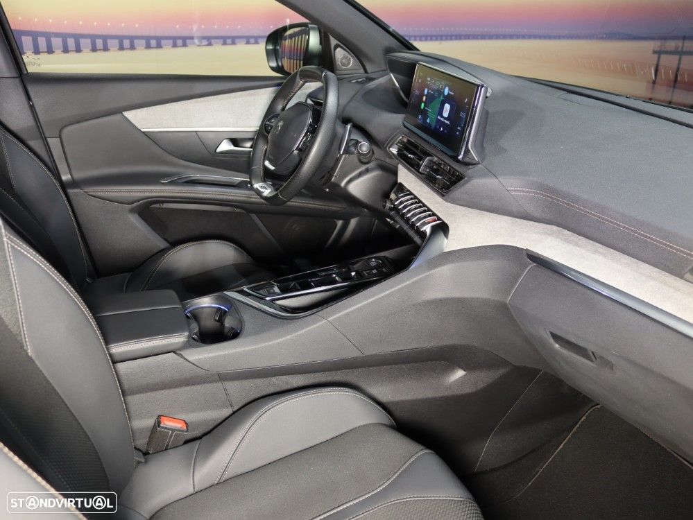 Peugeot 3008 1.6 Hybrid GT Pack e-EAT8 - 15