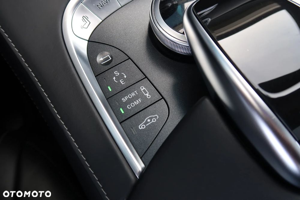 Mercedes-Benz Klasa S 500 4-Matic 7G-TRONIC - 36
