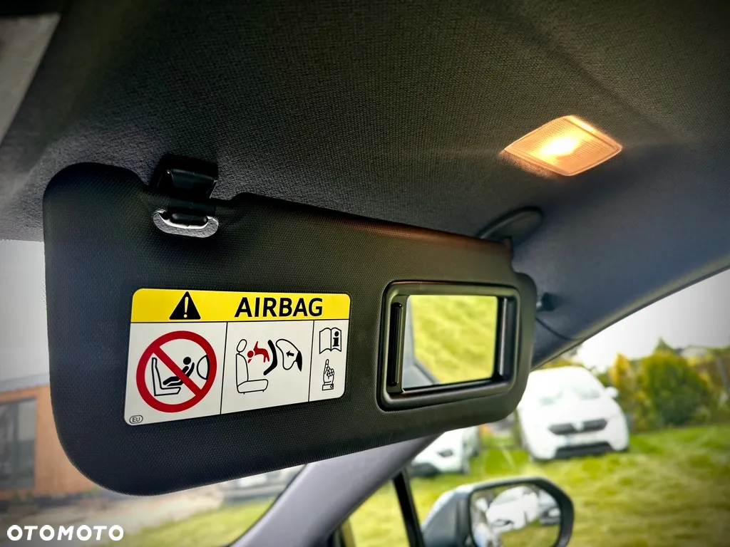 Toyota Corolla 1.8 Hybrid Comfort - 36