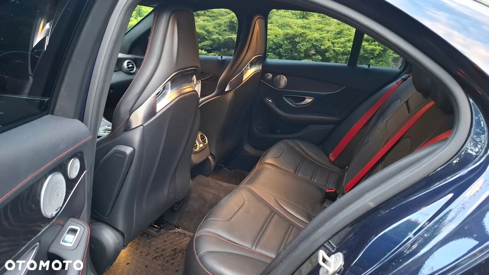 Mercedes-Benz Klasa C 450 AMG 4Matic 7G-TRONIC - 11