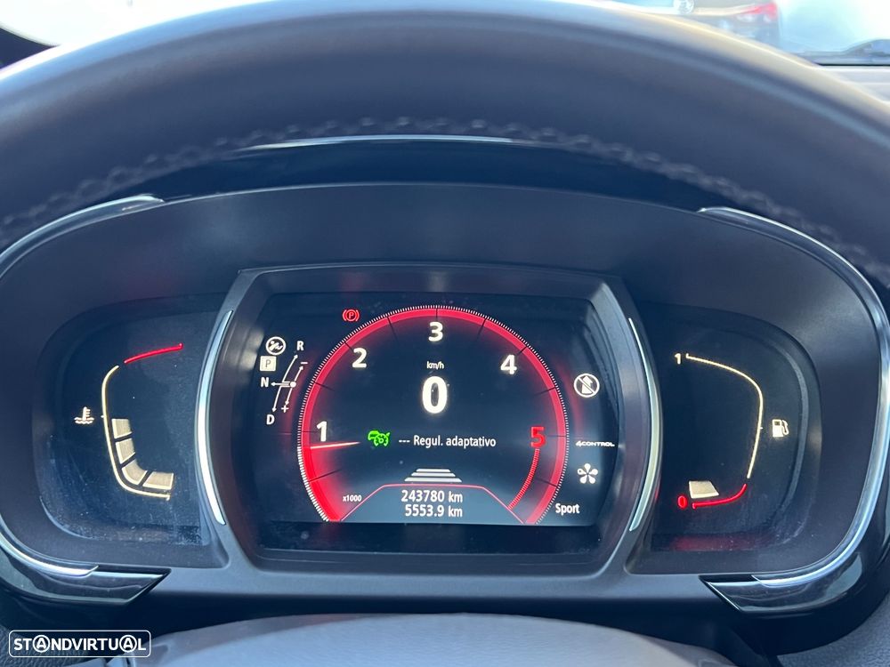 Renault Espace 1.6 dCi Initiale Paris EDC - 39