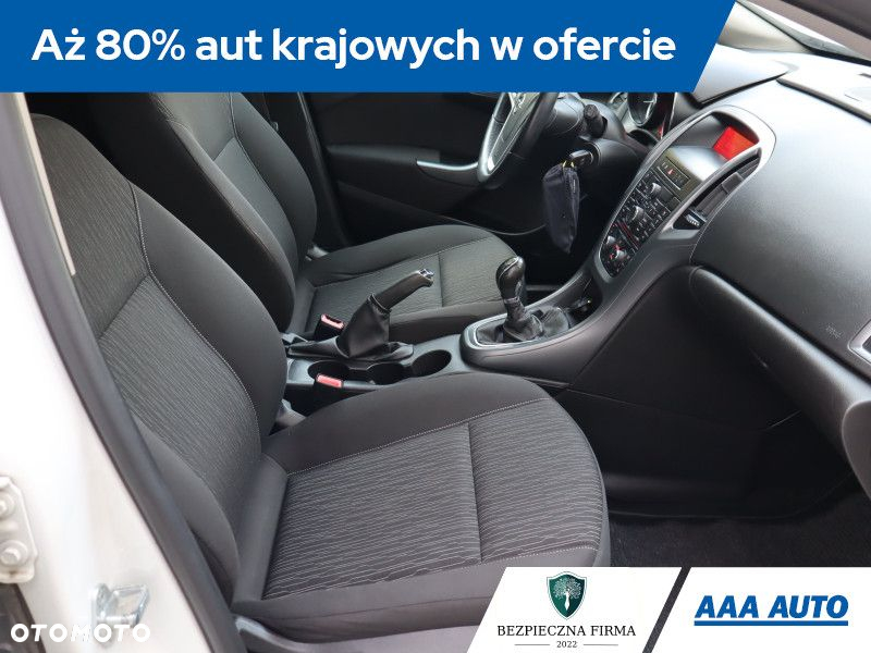 Opel Astra - 10