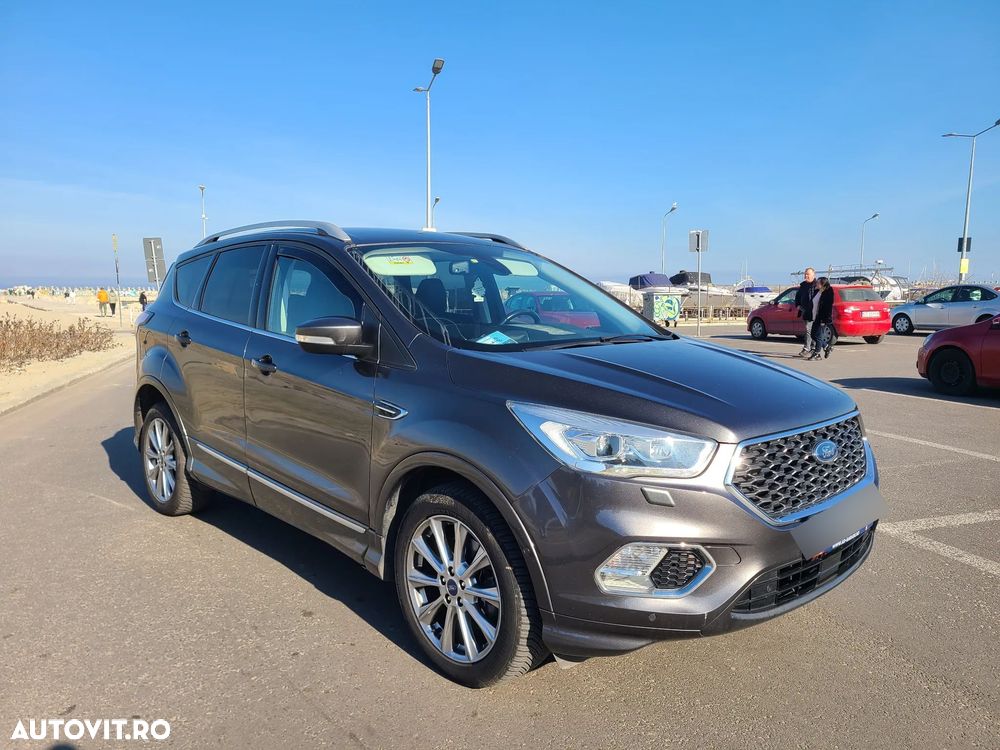 Ford Kuga 2.0 TDCi 4WD Powershift Vignale - 3
